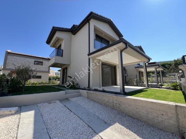 Urla, İzmir içerisinde satılık Villa