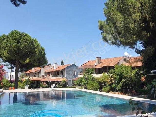 Urla, İzmir içerisinde satılık Villa