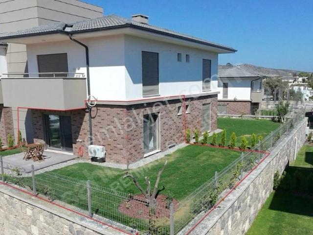 Urla, İzmir içerisinde satılık mülk