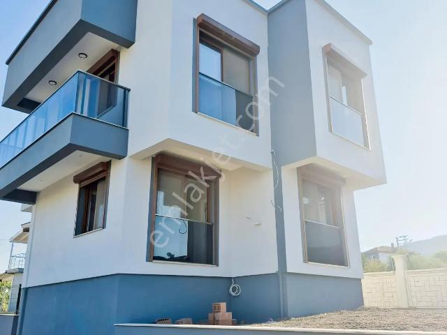 Gülbahçe Mahallesi, Urla içerisinde satılık mülk