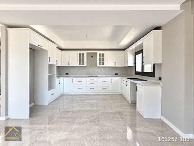 Urla, İzmir içerisinde satılık Villa