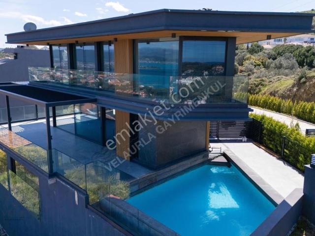 Urla, İzmir içerisinde satılık Villa