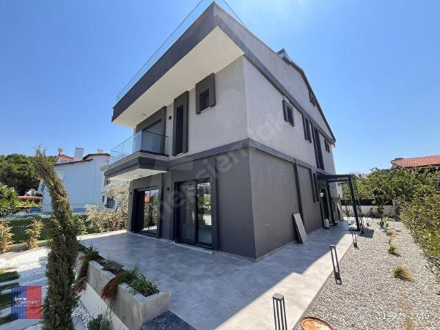 Urla, İzmir içerisinde satılık Villa
