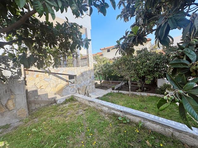 Urla, İzmir içerisinde kiralık mülk