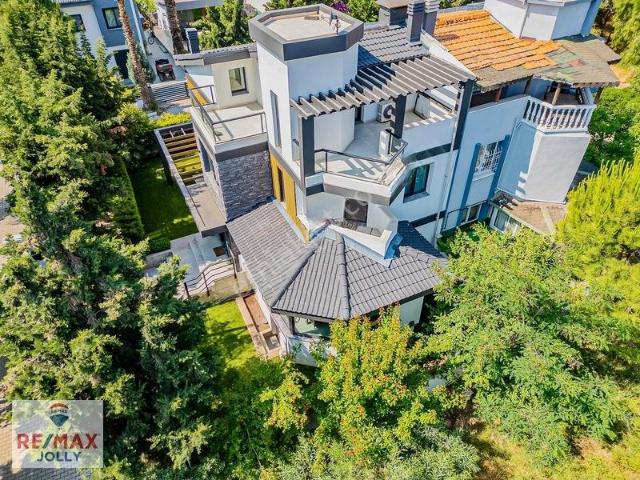 Şirinkent Mahallesi, Urla içerisinde kiralık Villa