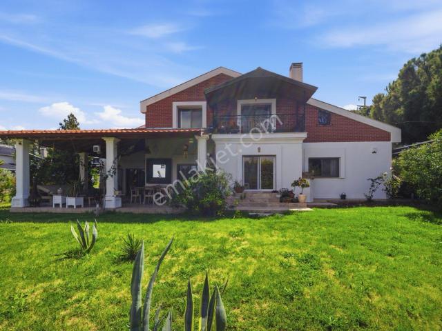 Şirinkent Mahallesi, Urla içerisinde satılık Villa
