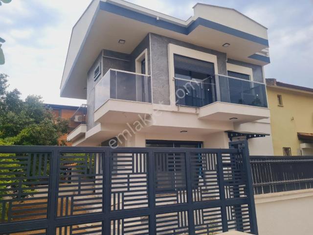 Urla, İzmir içerisinde satılık Villa