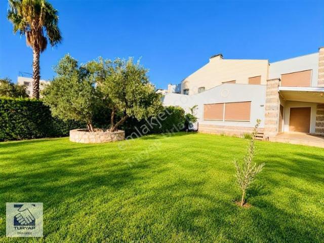 M.Fevzi Çakmak Mahallesi, Urla içerisinde kiralık Villa