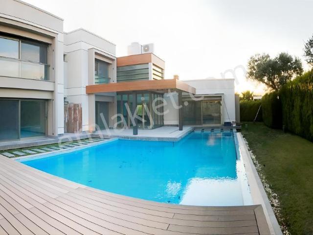 Urla, İzmir içerisinde satılık Villa