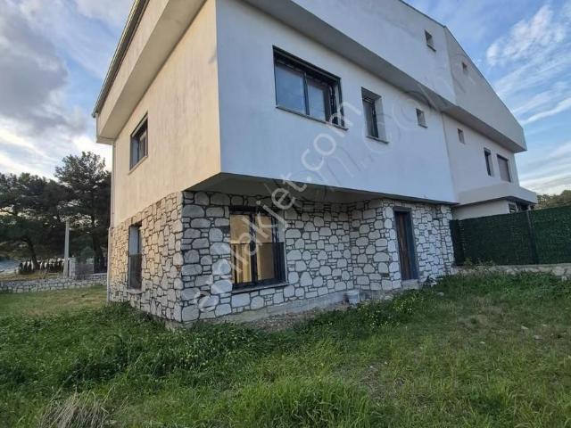 Urla, İzmir içerisinde satılık Villa