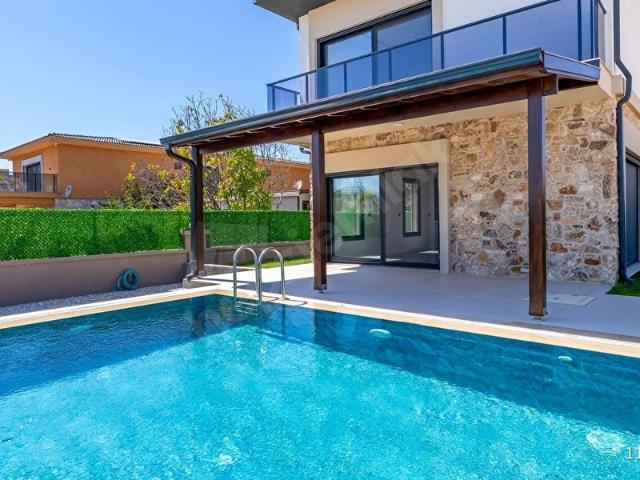Urla, İzmir içerisinde satılık Villa