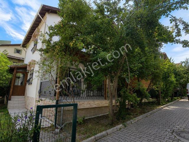 Urla, İzmir içerisinde kiralık Villa