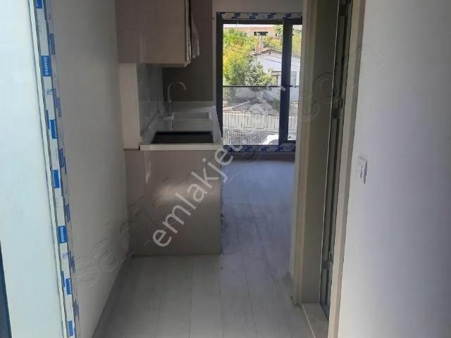 Hacı İsa Mahallesi, Urla içerisinde kiralık mülk