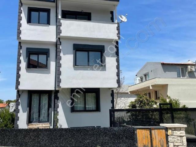 Urla, İzmir içerisinde satılık mülk