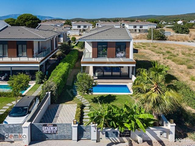 Urla, İzmir içerisinde satılık Villa