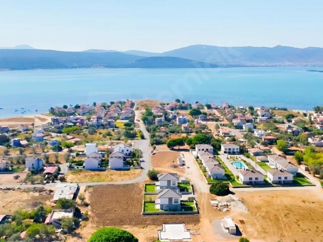 Torasan Mahallesi, Urla içerisinde satılık Arsa