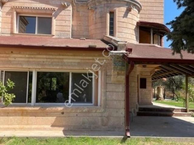 Yenikent Mahallesi, Urla içerisinde kiralık Villa