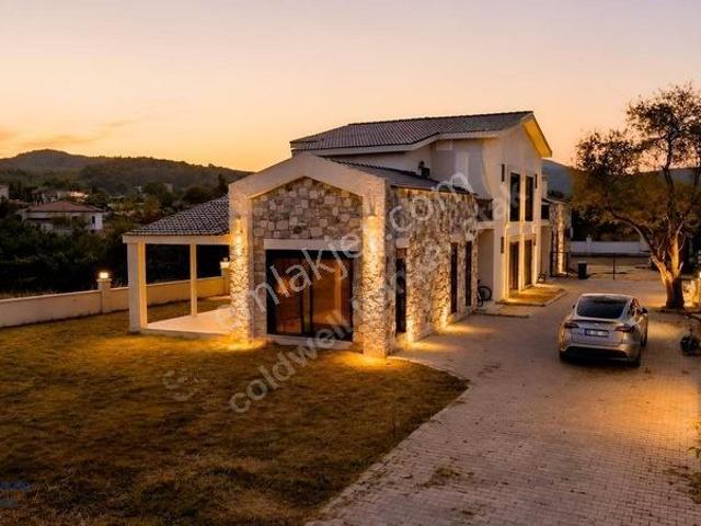 Urla, İzmir içerisinde satılık Villa