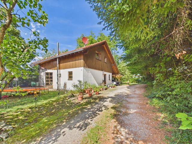 Villa kaufen in Aichelberg, Baden-Württemberg