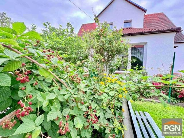 Dom na sprzedaż w Trzebiatów, Zachodniopomorskie