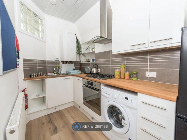 Room for rent in Hanover, Aberdeen City