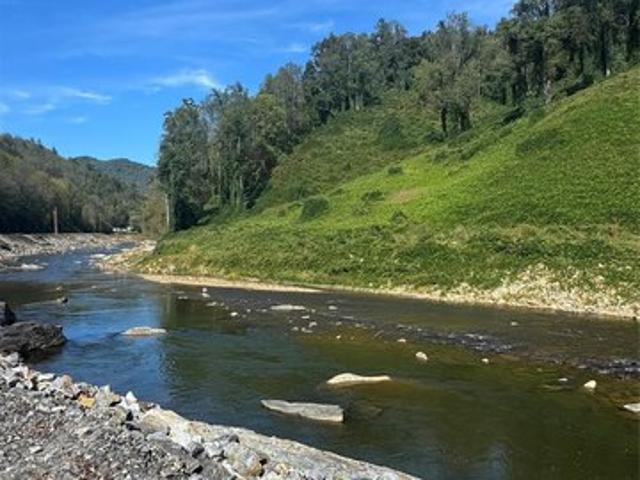 Land for sale in Yancey, North Carolina