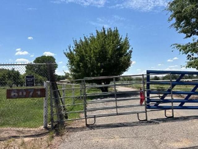 House for sale in Bloomfield, New Mexico