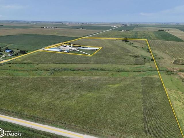 Farm for sale in Van Horne, Benton County