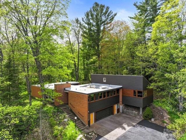 House for sale in Chassell
