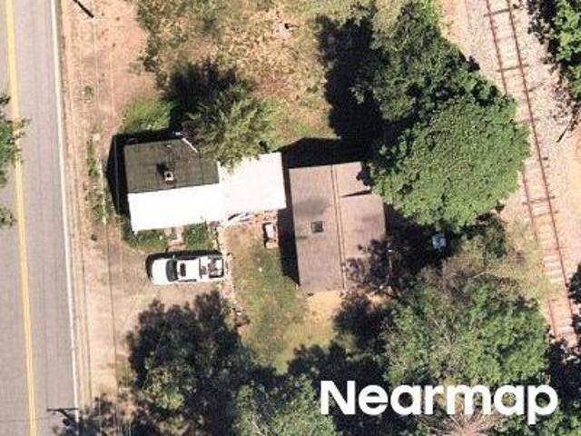 House for sale in Campton