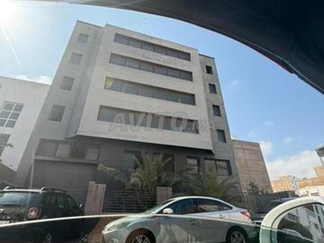 Local commercial vente à Anfa, Gharb-Chrarda-Beni Hssen