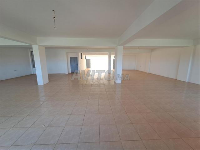 Local commercial vente à Anfa, Gharb-Chrarda-Beni Hssen