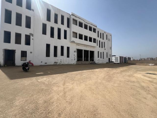 Local commercial location à Anfa, Gharb-Chrarda-Beni Hssen