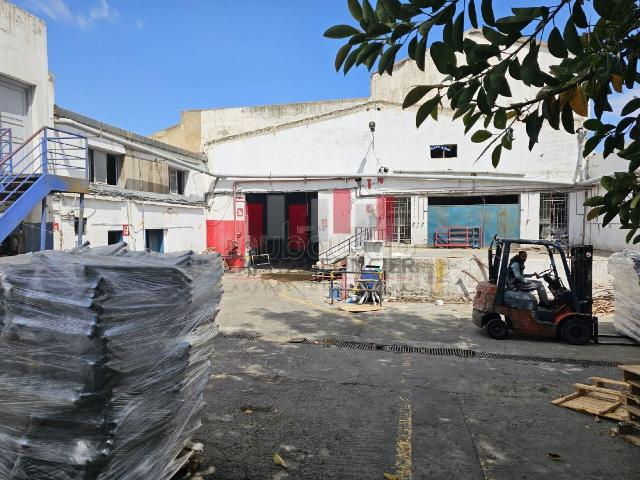 Local commercial location à Anfa, Gharb-Chrarda-Beni Hssen