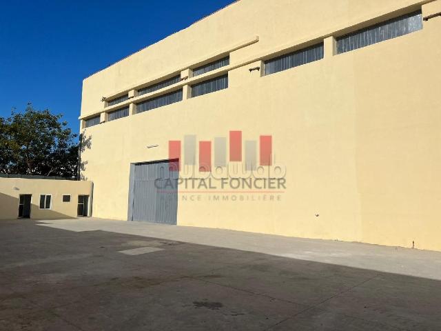 Local commercial location à Anfa, Gharb-Chrarda-Beni Hssen
