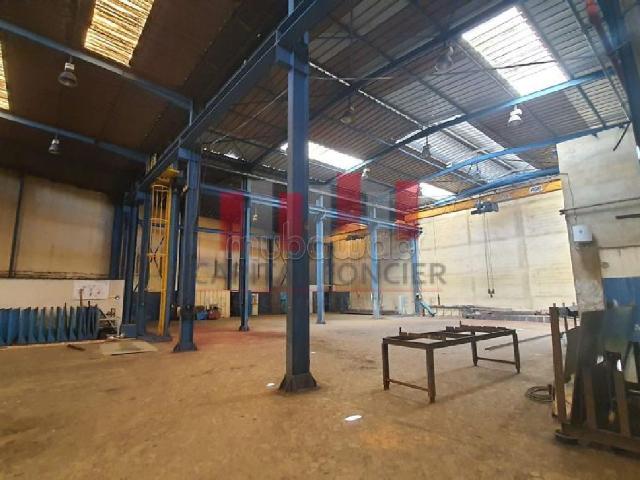 Local commercial vente à Anfa, Gharb-Chrarda-Beni Hssen