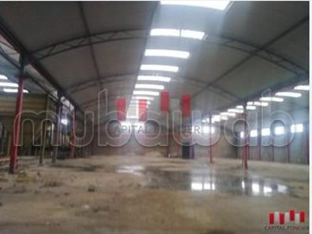 Local commercial location à Anfa, Gharb-Chrarda-Beni Hssen