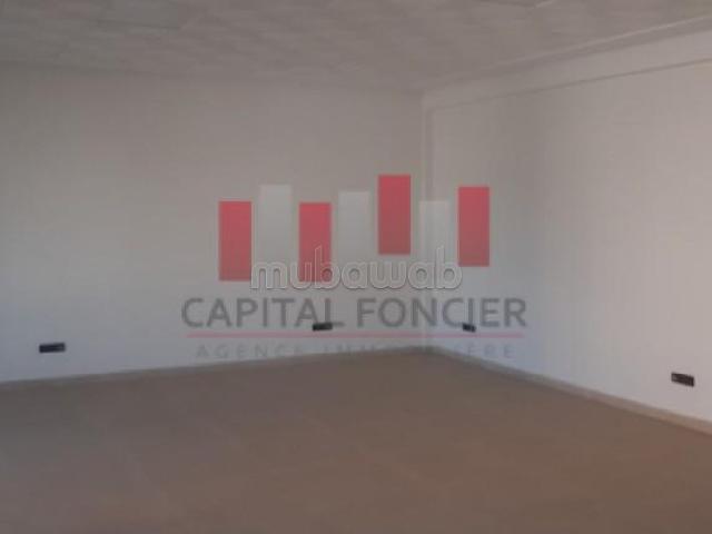 Local commercial location à Anfa, Gharb-Chrarda-Beni Hssen