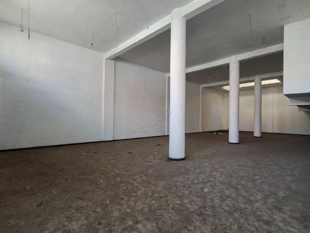 Local commercial vente à Anfa, Gharb-Chrarda-Beni Hssen