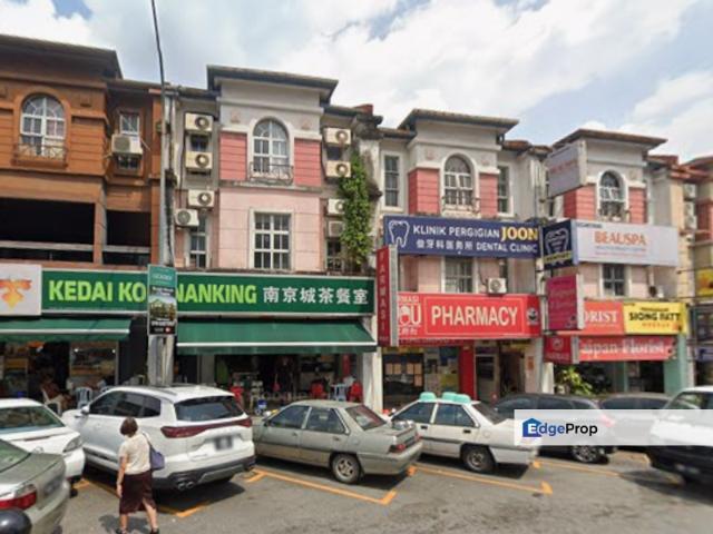 Shop for rent in USJ 10 Taipan Triangle, Majlis Bandaraya Subang Jaya