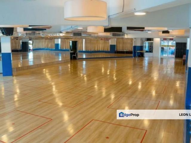 Shop for rent in Petaling, Subang Jaya