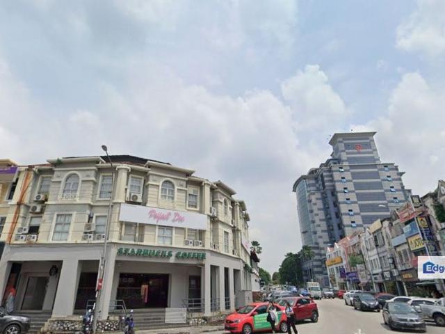 Shop for rent in Petaling, Subang Jaya