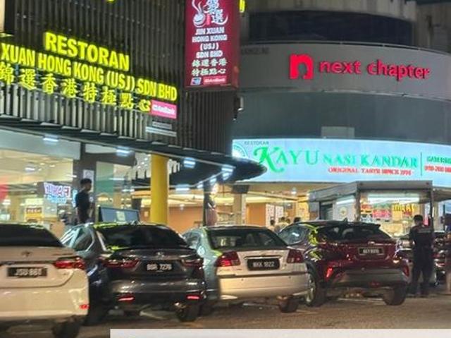 Shop for rent in USJ 10 Taipan Triangle, Majlis Bandaraya Subang Jaya