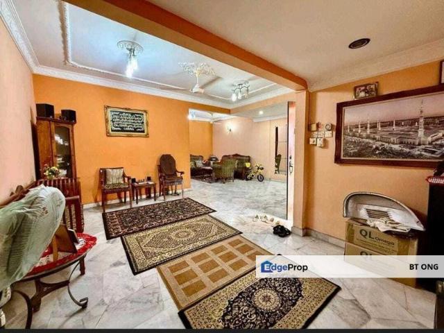 House for sale in Petaling, Subang Jaya