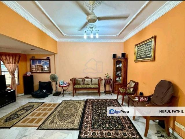 House for sale in Petaling, Subang Jaya