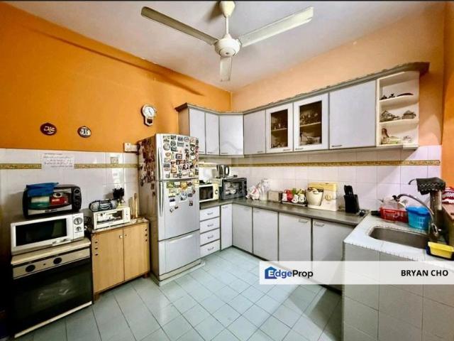 House for sale in Petaling, Subang Jaya