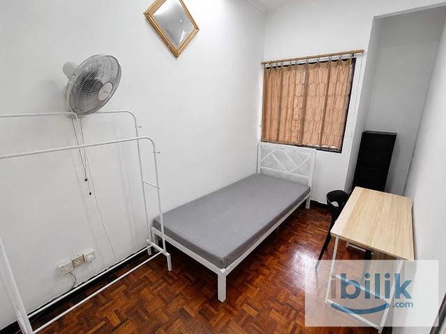Room for rent in USJ 2, Majlis Bandaraya Subang Jaya