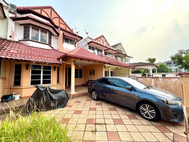 Terraced House for sale in Petaling, Subang Jaya