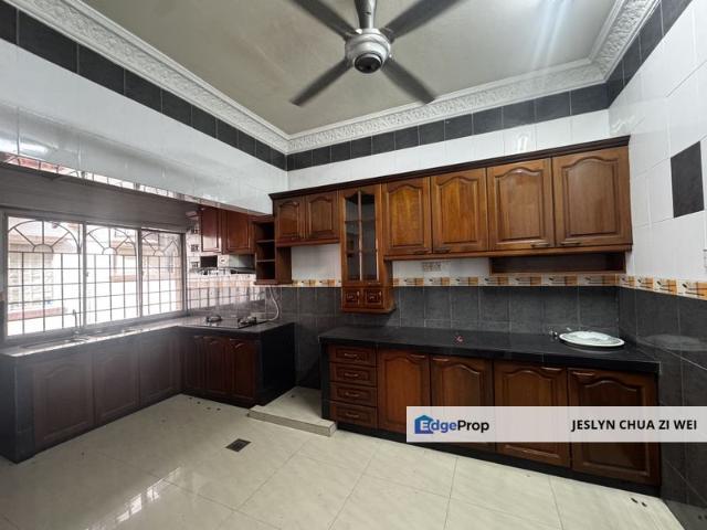 House for sale in Petaling, Subang Jaya