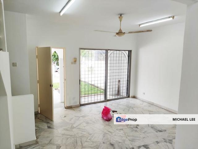 House for sale in Petaling, Subang Jaya